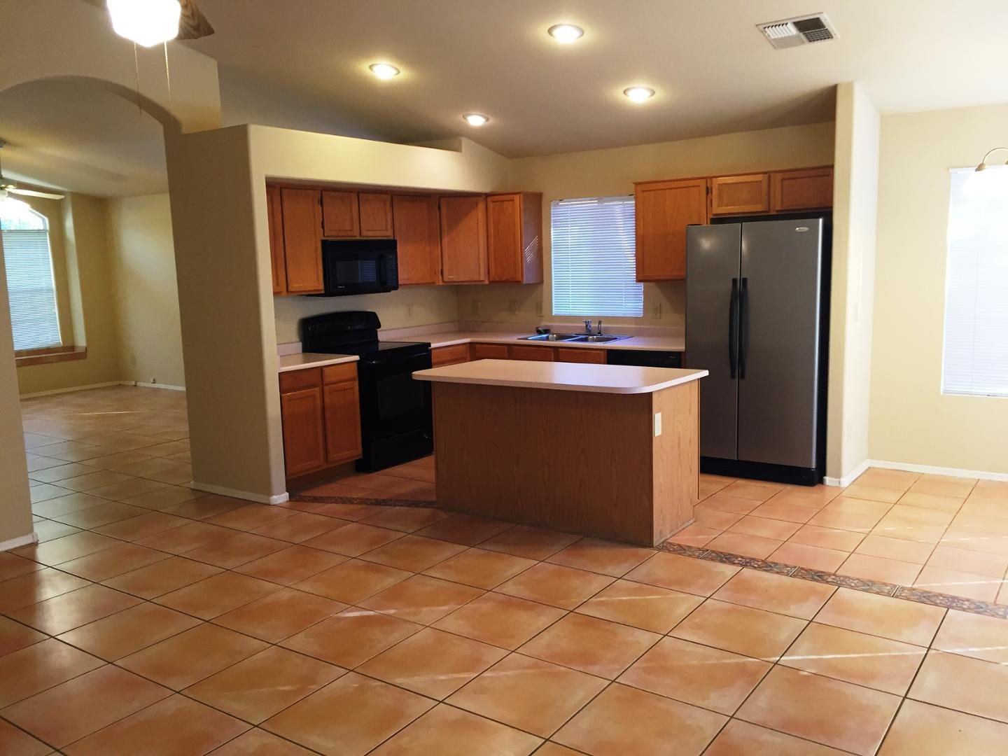 741 West Hackamore Street Gilbert, AZ 85233 - Photo 6 of 17 Photo #6
