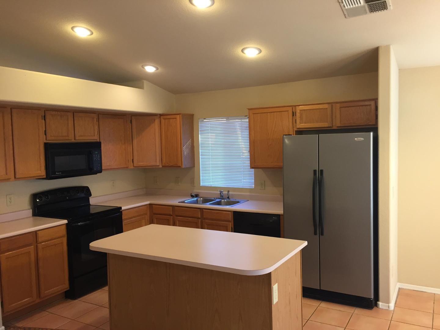741 West Hackamore Street Gilbert, AZ 85233 - Photo 7 of 17 Photo #7