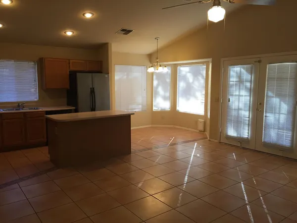 $2,375 | 741 West Hackamore Street, Gilbert, AZ 85233
