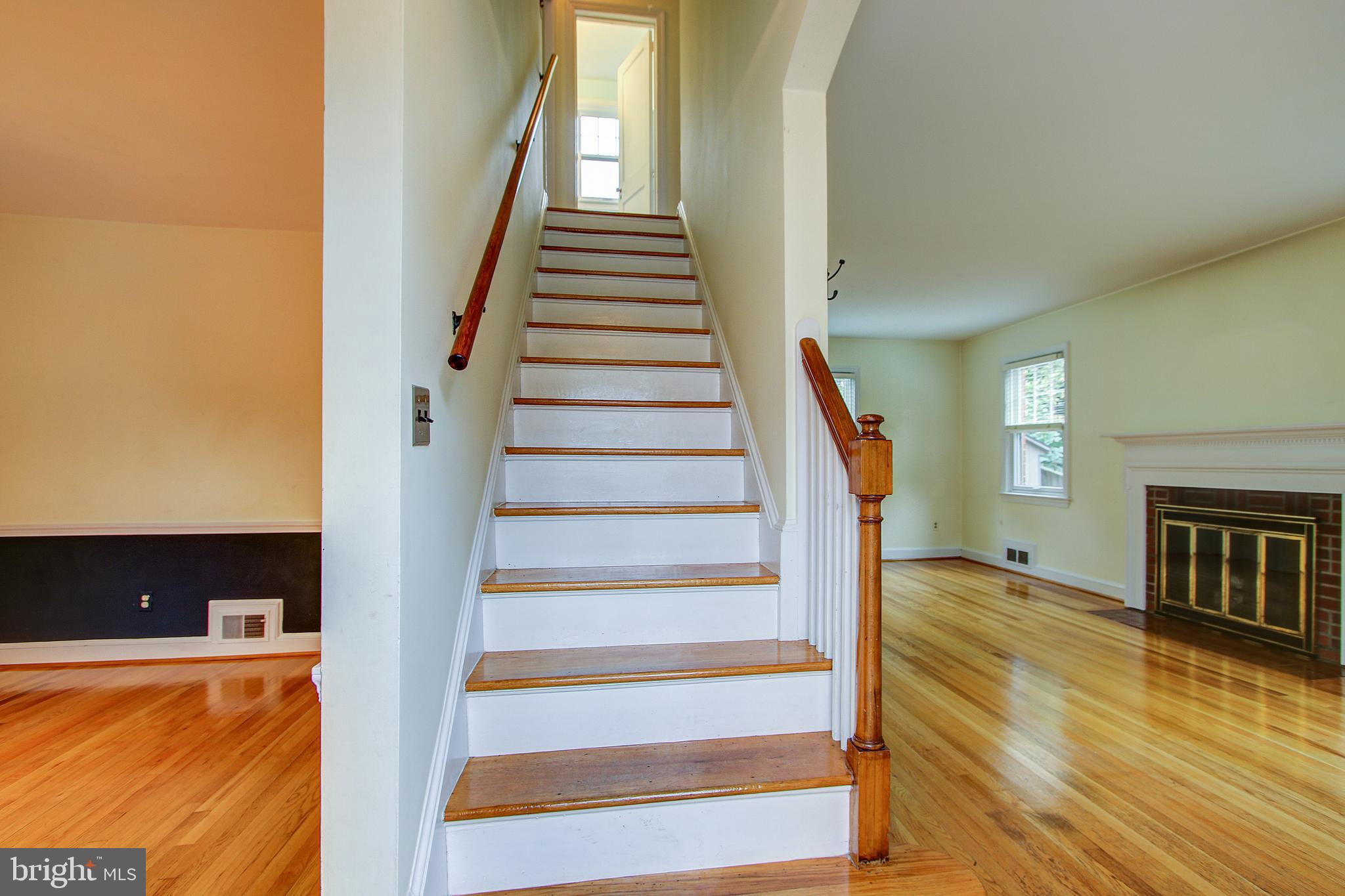 10408 Inwood Avenue Silver Spring, MD 20902 - Photo 6 of 49 Gallery Image 6