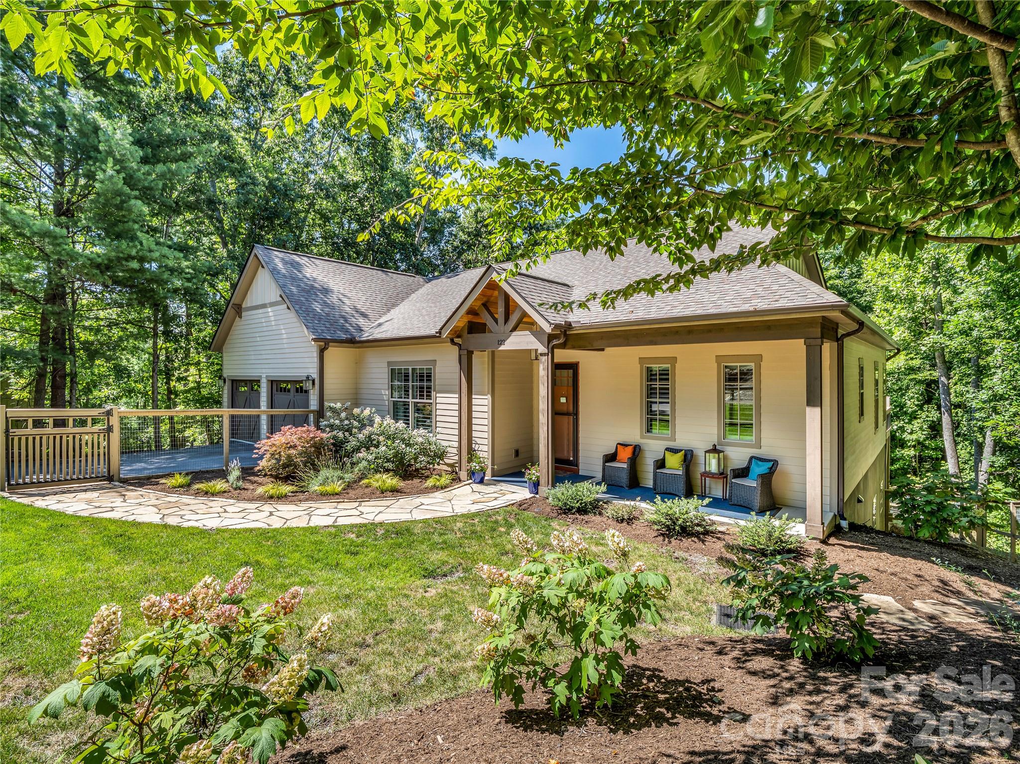 122 Cisco Road Asheville, NC 28805 - Photo 4 of 40