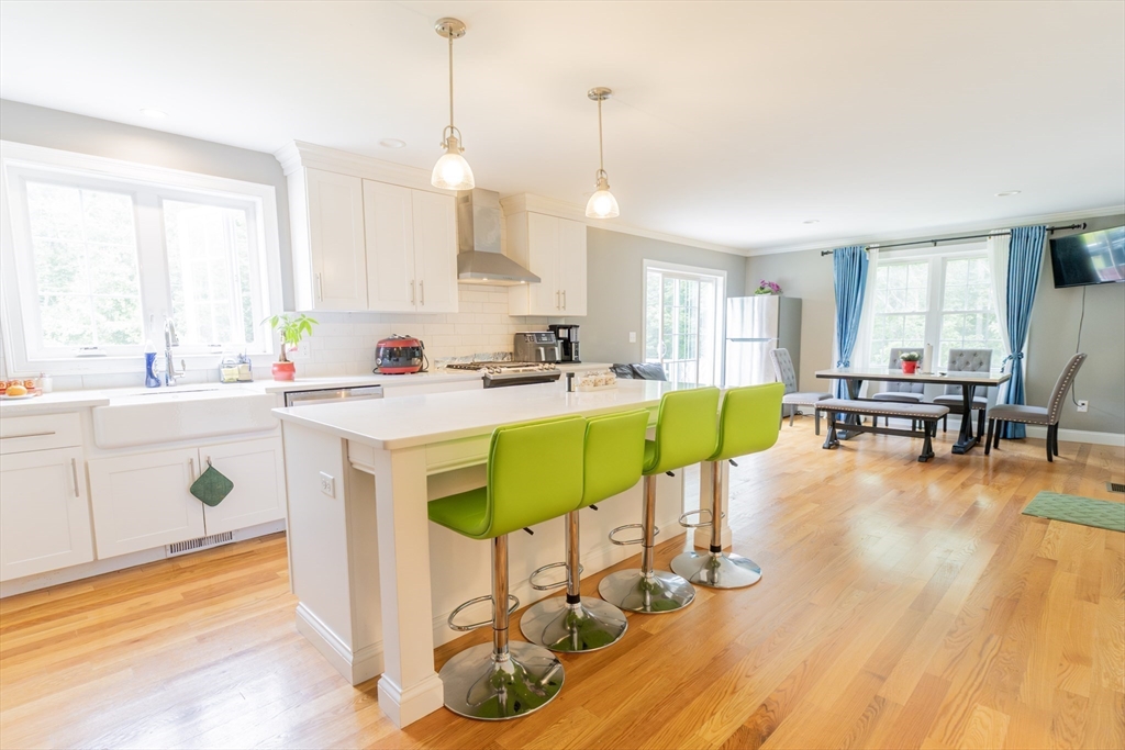 100 Salem Road Dracut, MA 01826 - Photo 12 of 27