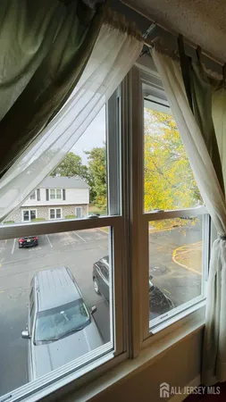 $2,950 | 4702 Hana Road, Edison, NJ 08817