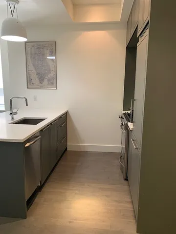 $850,000 | 416 West 52nd Street, Unit 503 | Hell's Kitchen