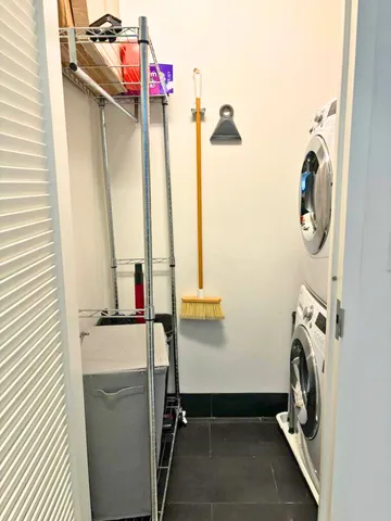 $850,000 | 416 West 52nd Street, Unit 503 | Hell's Kitchen