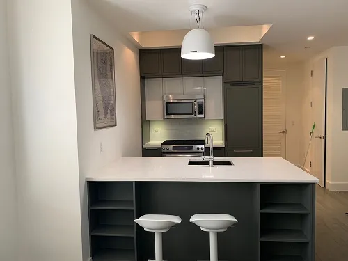 $850,000 | 416 West 52nd Street, Unit 503 | Hell's Kitchen