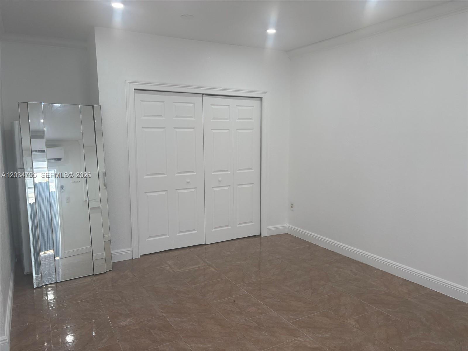 17811 Southwest 152nd Place Miami, FL 33187 - Photo 4 of 10