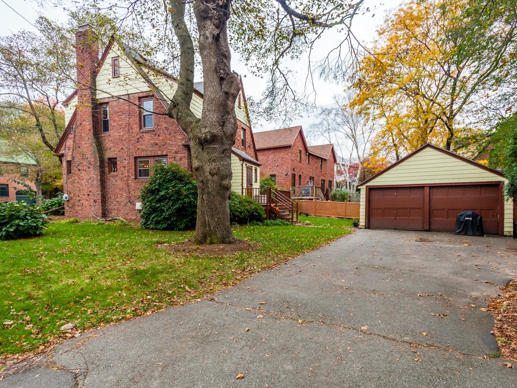 36 Tobey Road Belmont, MA 02478 - Photo 5 of 29 Gallery Image 5