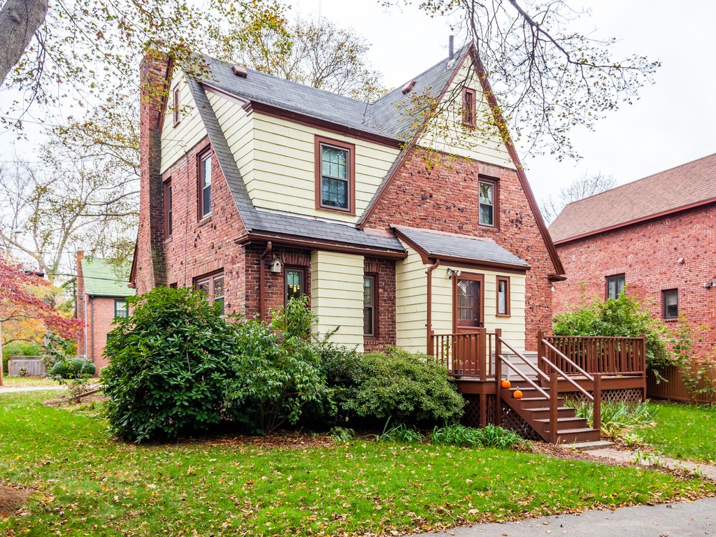 36 Tobey Road Belmont, MA 02478 - Photo 6 of 29 Gallery Image 6