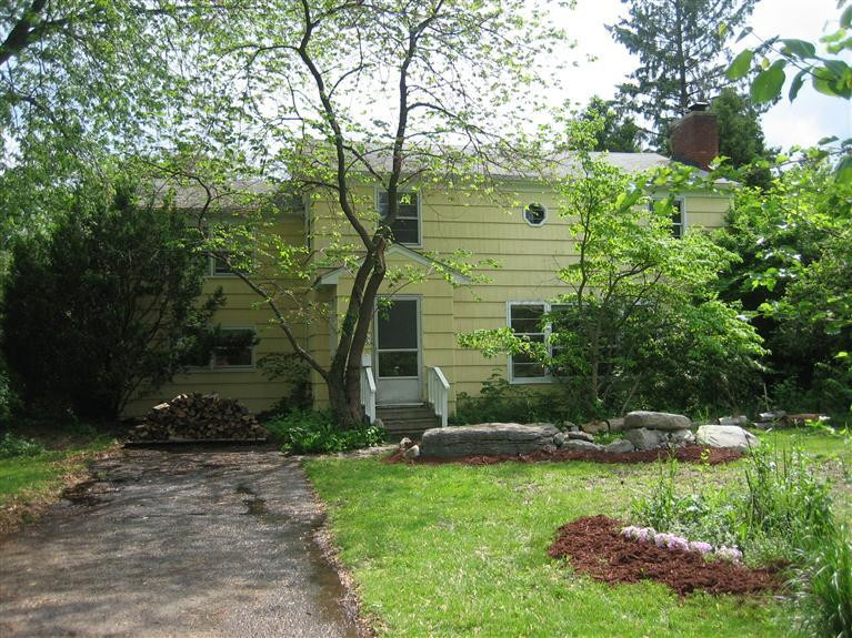 605 Sunset Road Ann Arbor, MI 48103 - Photo 3 of 11 Photo 3