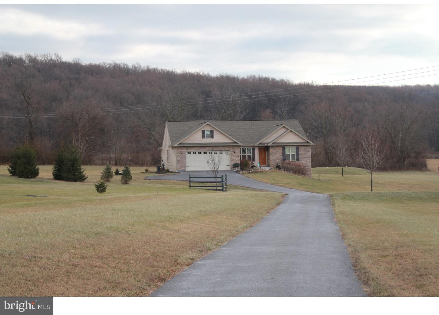 106 Cider Mill Road Mertztown, PA 19539 - Photo 3 of 25 Gallery Image 3