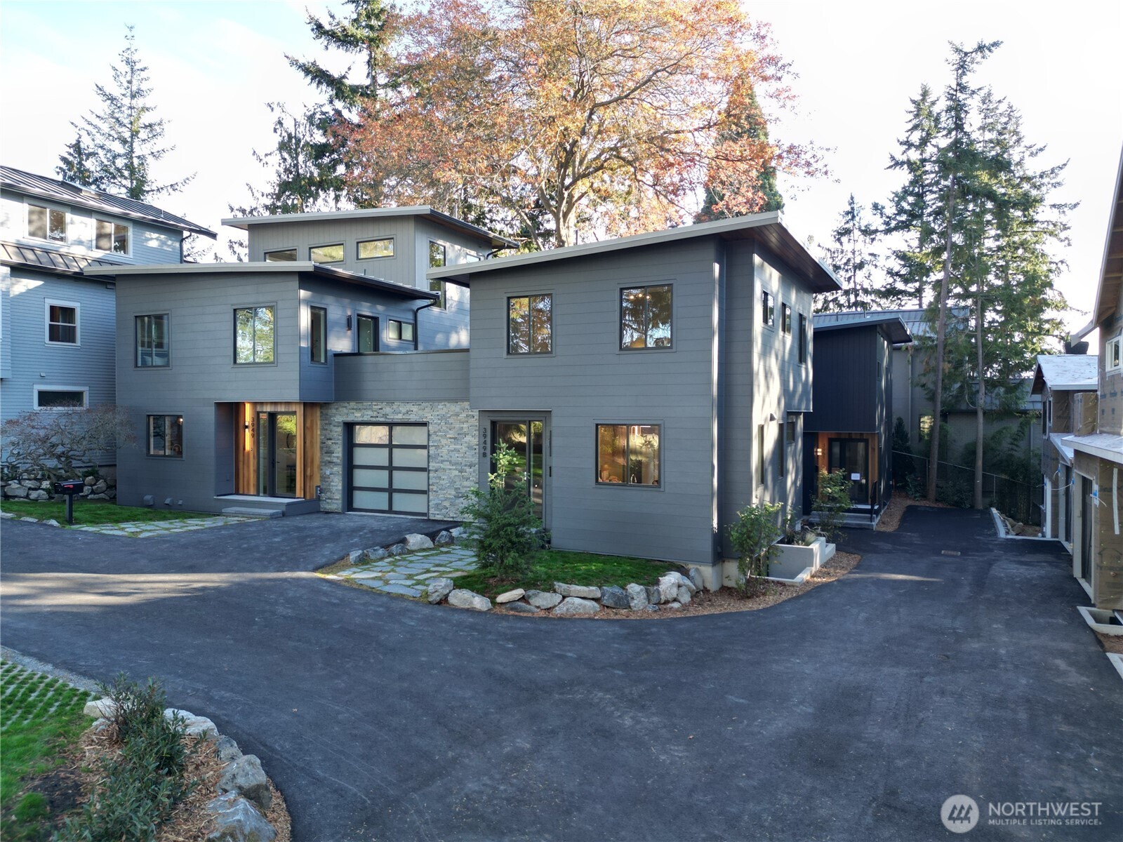 3949 West Barrett Lane Seattle, WA 98199 - Photo 26 of 33 Gallery Image 26