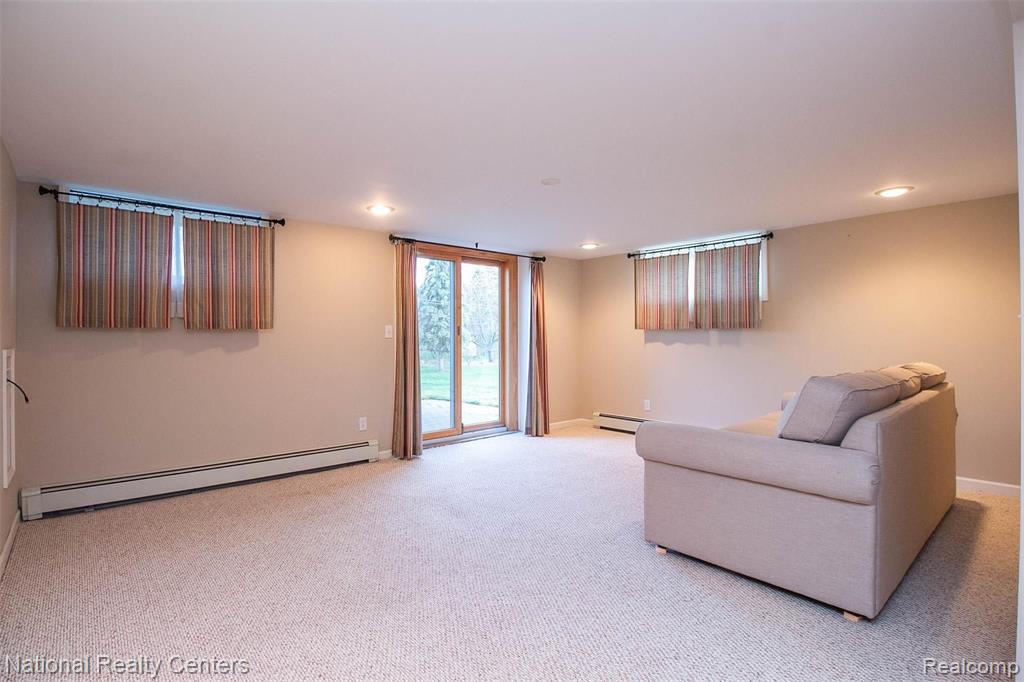187 Old Perch Road Rochester Hills, MI 48309 - Photo 24 of 35