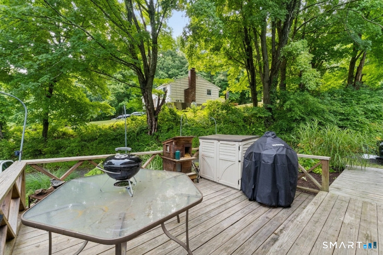 29 Poverty Hollow Road Newtown, CT 06470 - Photo 24 of 30 Gallery Image 24
