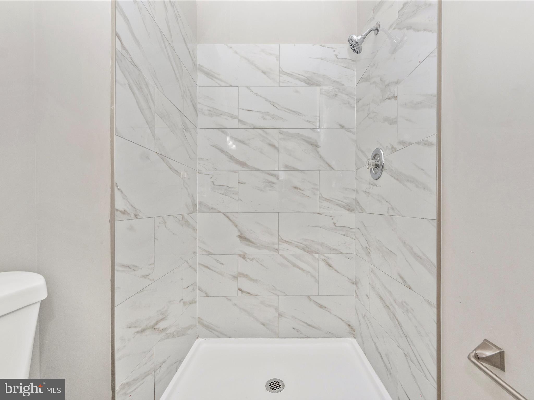 2242 Commissary Circle Odenton, MD 21113 - Photo 29 of 51 Primary Bathroom