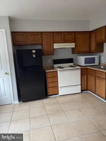$3,000 | 5003 9th Street South, Arlington, VA 22204