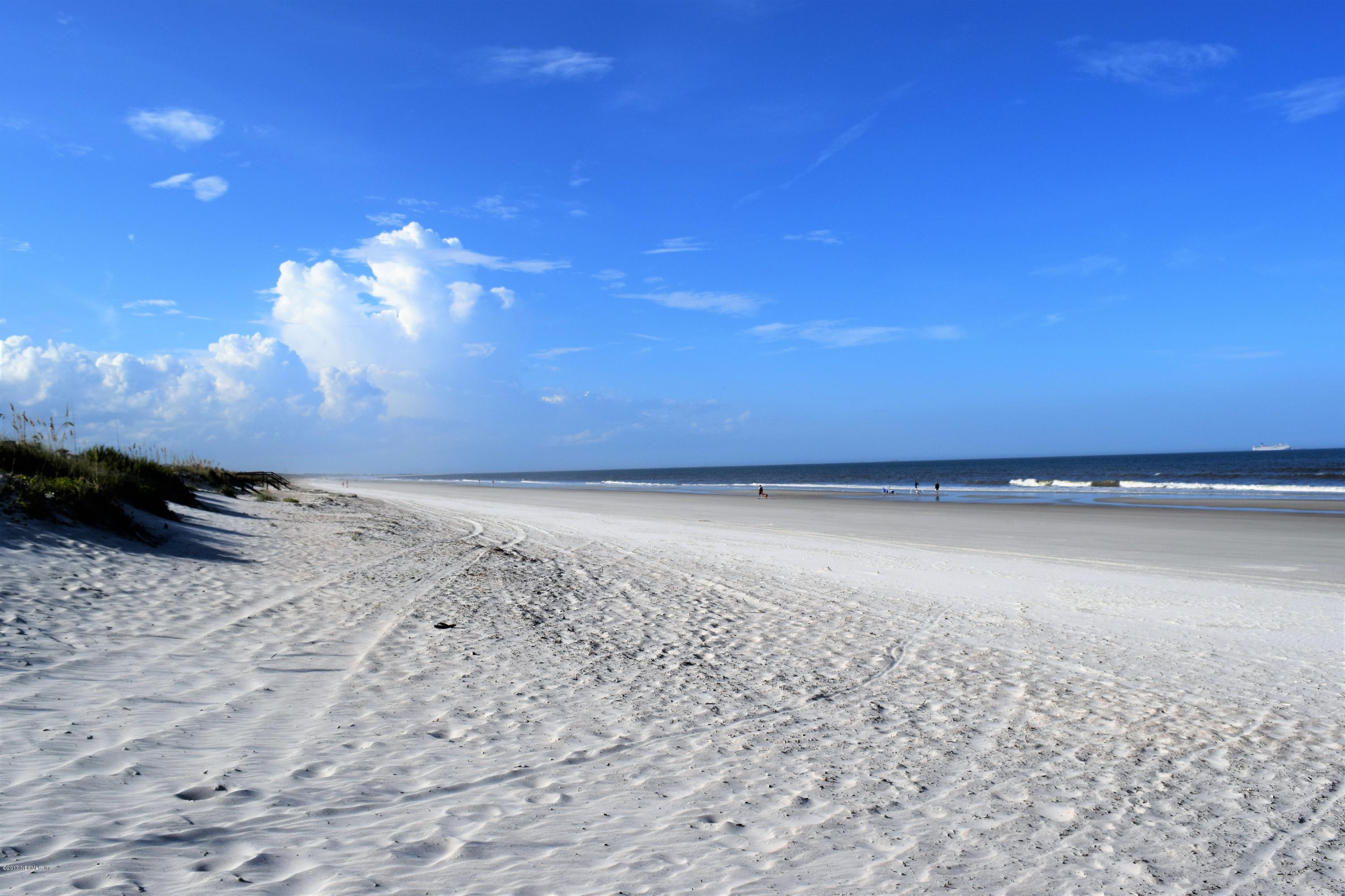 1878 Seminole Road Atlantic Beach, FL 32233 - Photo 8 of 17 DSC_0037