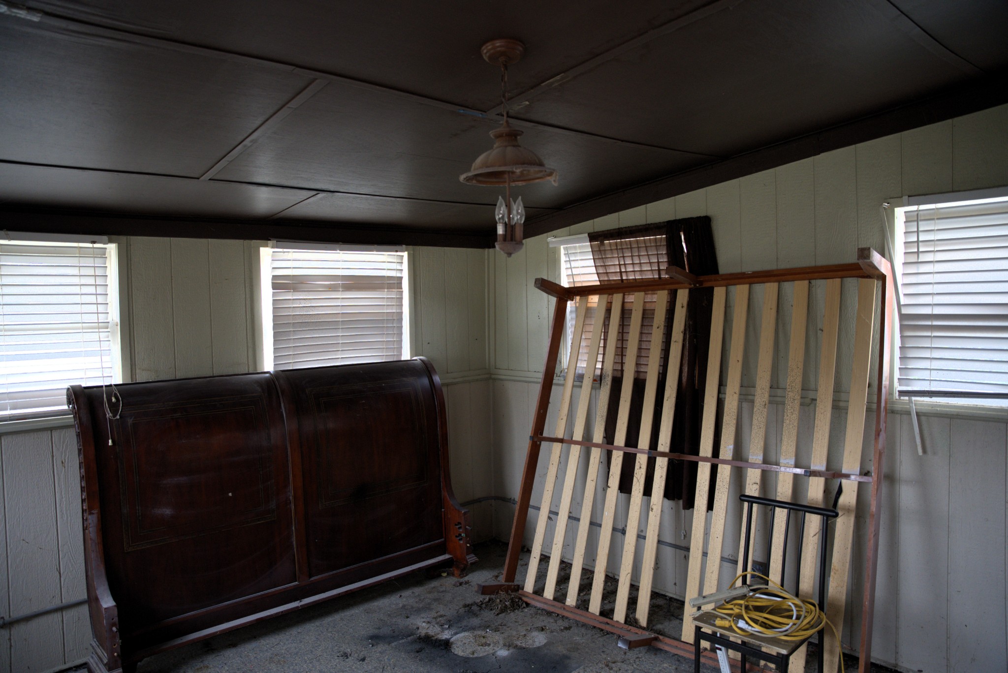 1246 Apache Lane Madison, TN 37115 - Photo 15 of 27 a view of a windows and wardrobe space