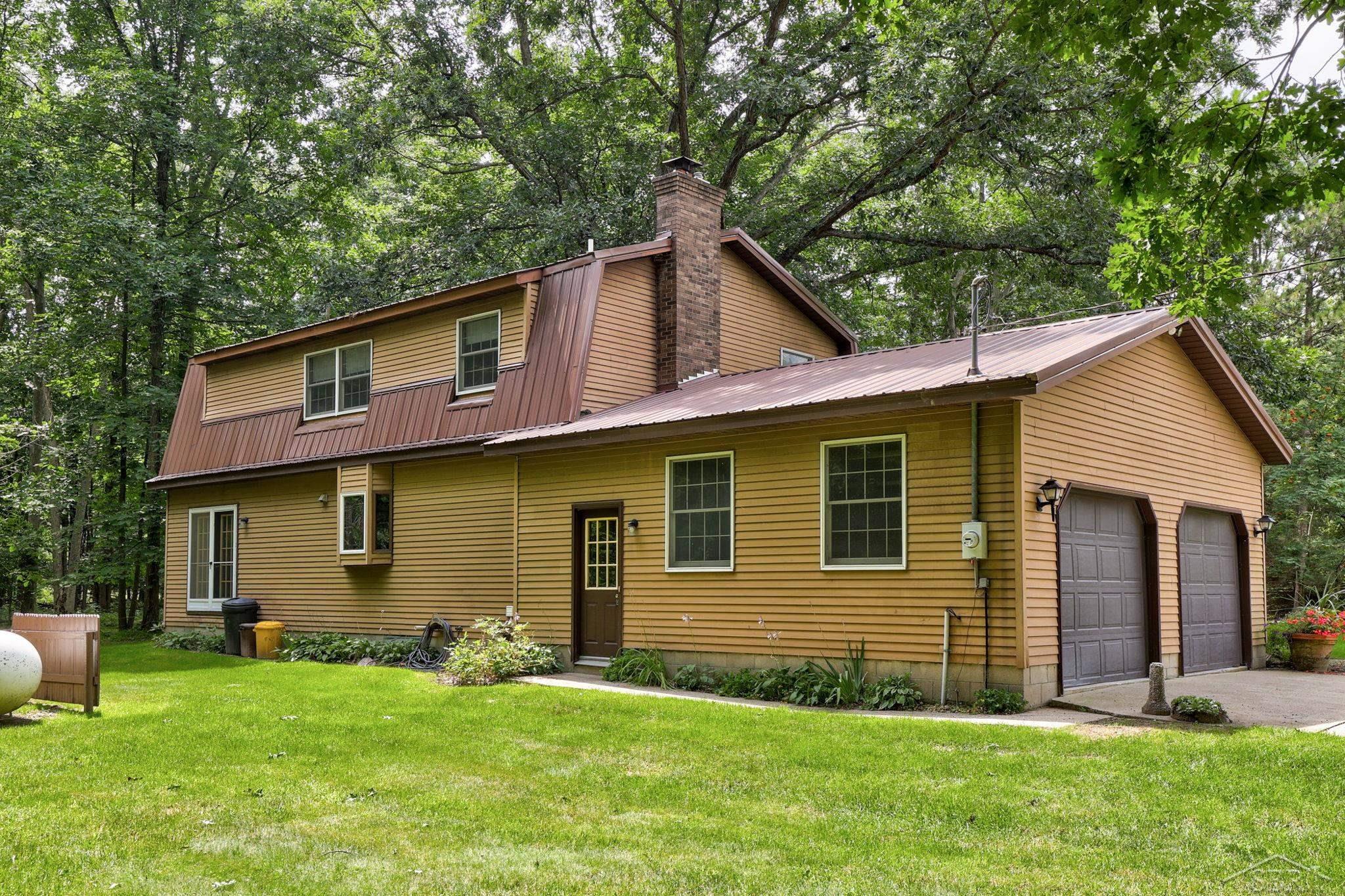 8101 Vassar Road Millington, MI 48746 - Photo 41 of 72 50119316-40.JPG