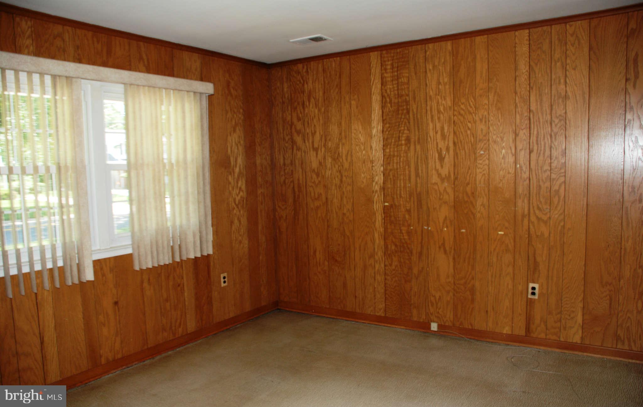 13110 Tamarack Road Silver Spring, MD 20904 - Photo 5 of 29 DEN OR STUDY OFFICE OR 4TH BR