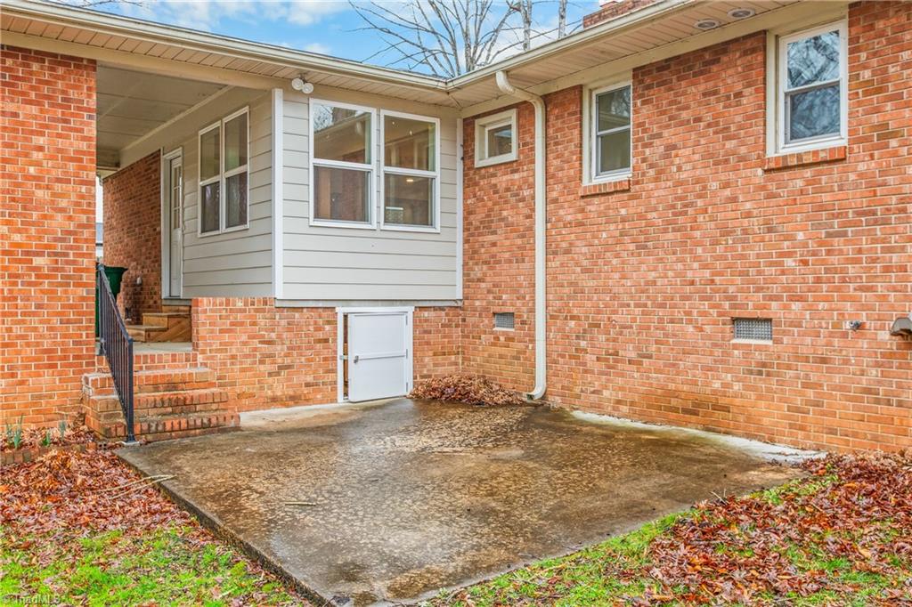 3009 Wellingford Street High Point, NC 27265 - Photo 30 of 35