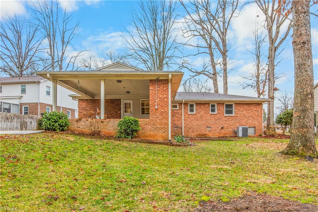 3009 Wellingford Street High Point, NC 27265 - Photo 31 of 35