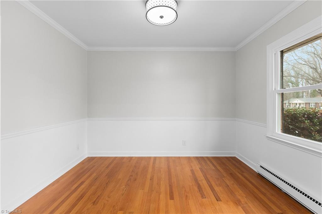 3009 Wellingford Street High Point, NC 27265 - Photo 5 of 35 Dining Room
