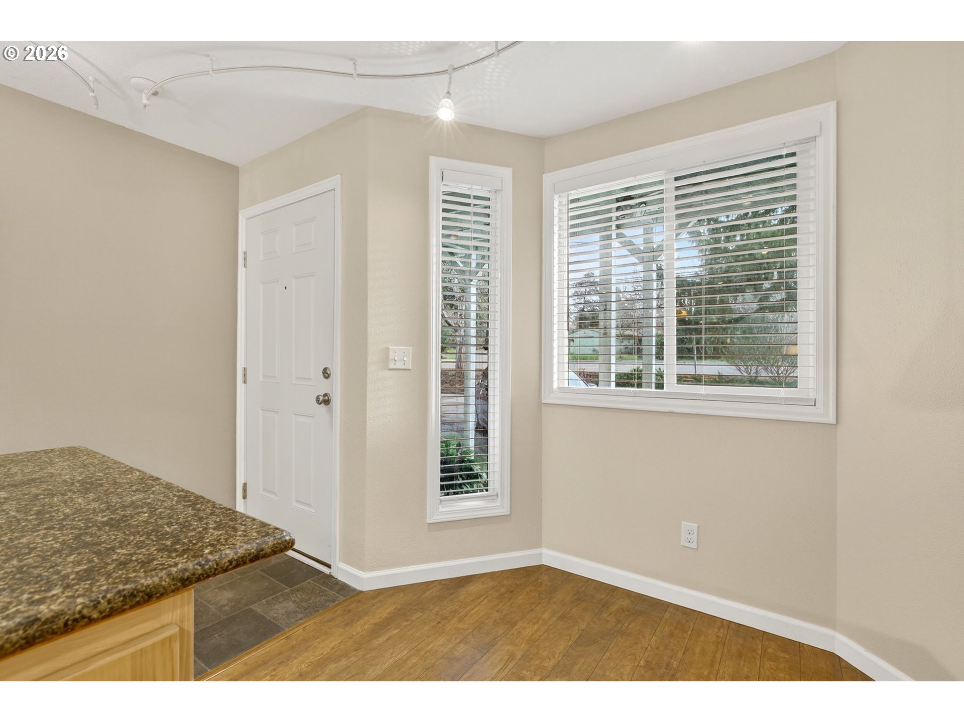 5111 Southwest Oleson Road Portland, OR 97225 - Photo 8 of 46