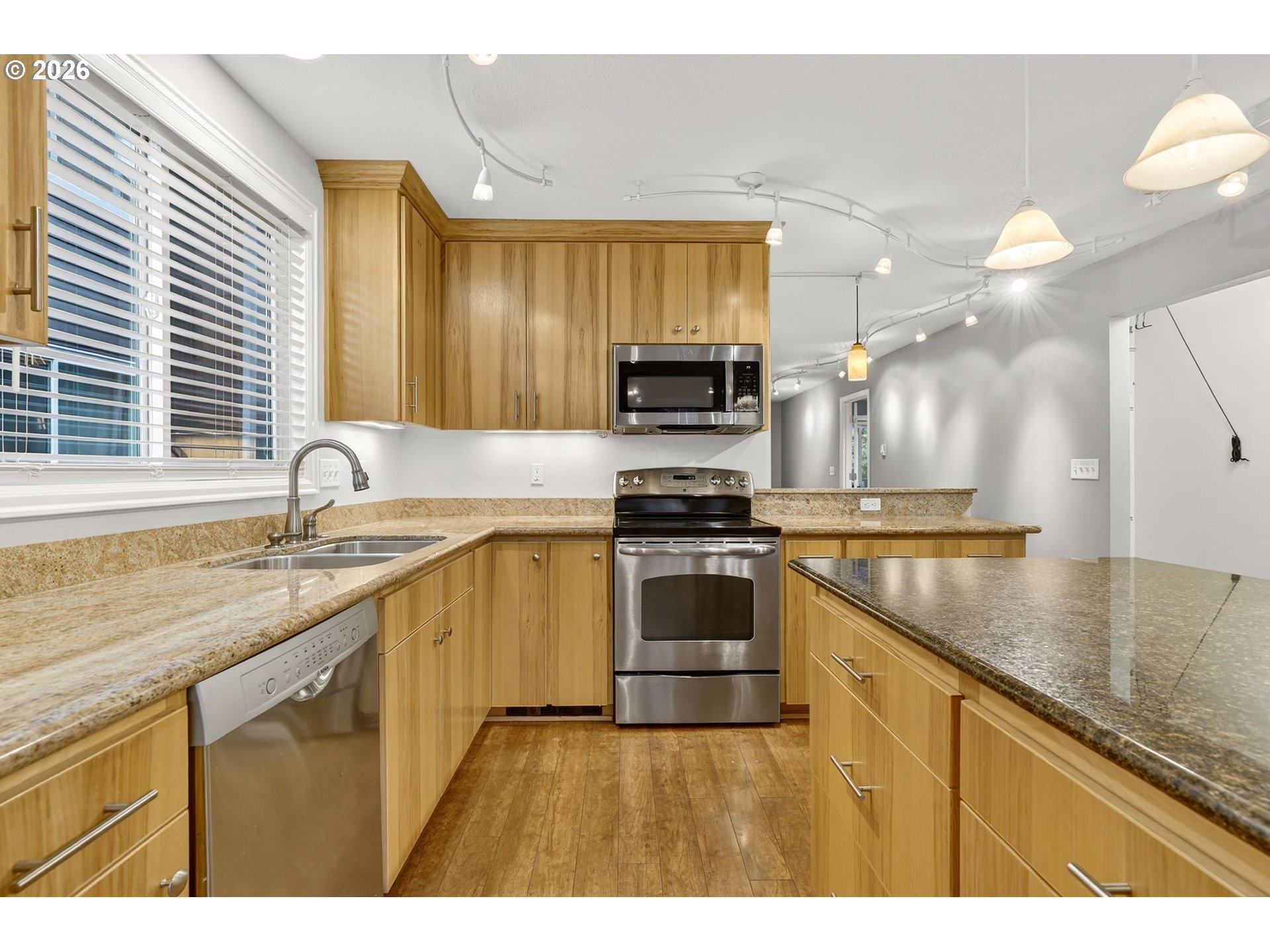 5111 Southwest Oleson Road Portland, OR 97225 - Photo 10 of 46