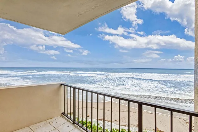 $3,300 | 4200 North Ocean Drive, Unit 1401, Singer Island, FL 33404