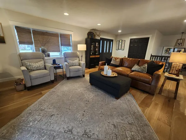 $529,000 | 905 4th Avenue Southeast, Pipestone, MN 56164