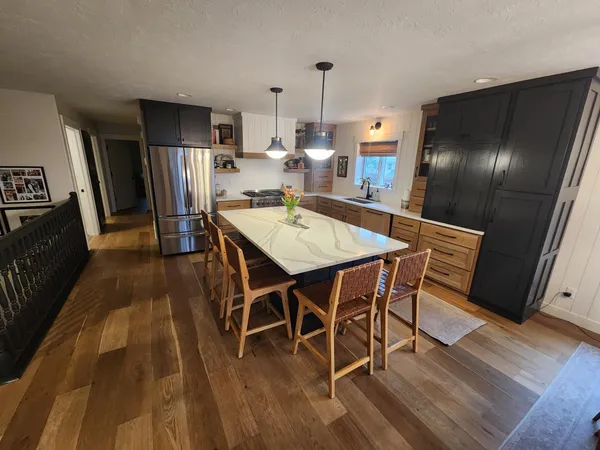 $529,000 | 905 4th Avenue Southeast, Pipestone, MN 56164