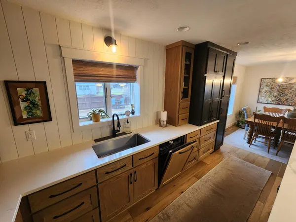 $529,000 | 905 4th Avenue Southeast, Pipestone, MN 56164