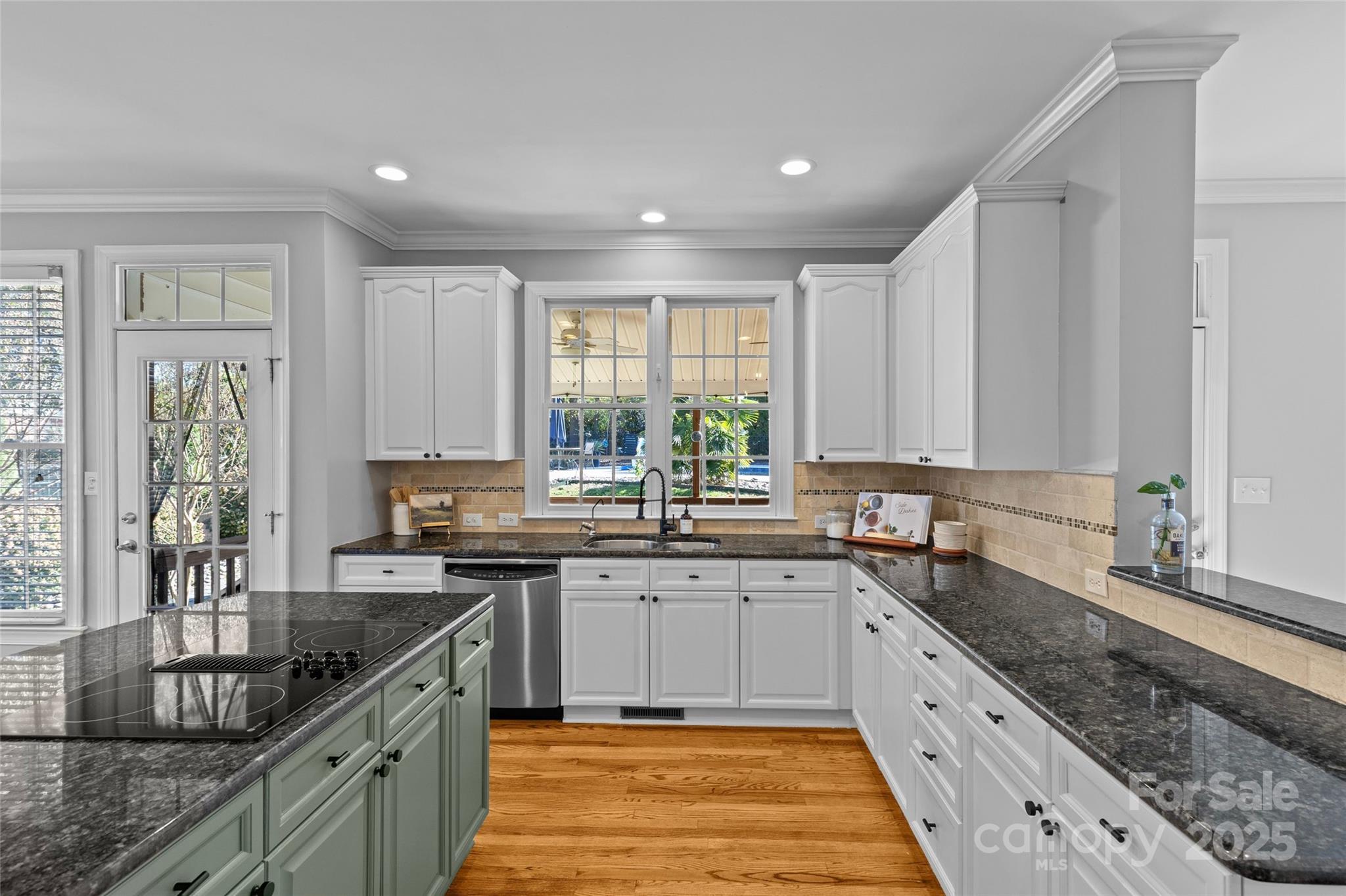 2314 Flagstick Drive Matthews, NC 28104 - Photo 18 of 48