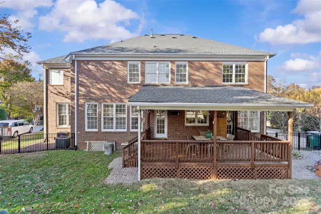 $897,500 | 2314 Flagstick Drive, Matthews, NC 28104