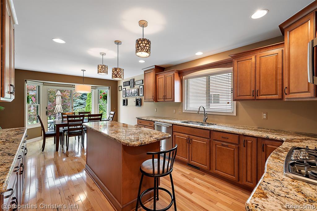 3654 McComb Drive Rochester Hills, MI 48307 - Photo 25 of 49
