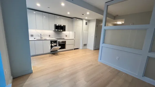 $3,700 | 133 Seaport Boulevard, Unit 1021, Boston, MA 02210