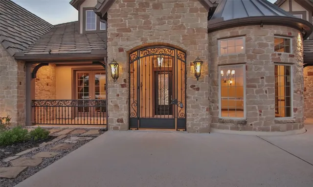 $1,695,000 | 624 High Meadow Ranch Drive, Magnolia, TX 77355