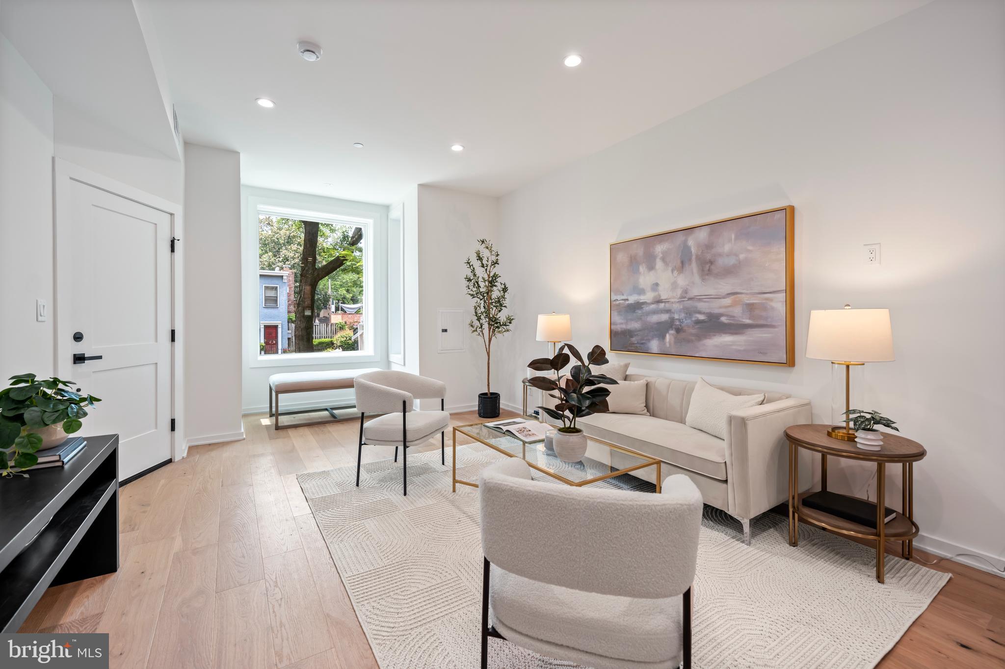 131 11th Street Northeast, Unit 2 Washington, DC 20002 - Photo 4 of 41 Living and Dining Areas