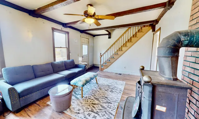 $215,000 | 210 Old Harbor Road, Vinalhaven, ME 04863