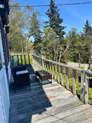 $215,000 | 210 Old Harbor Road, Vinalhaven, ME 04863