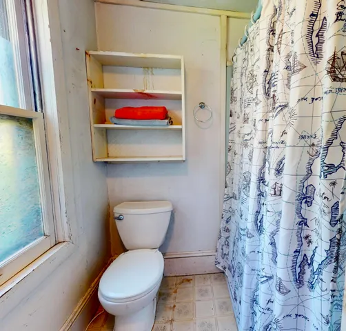 $215,000 | 210 Old Harbor Road, Vinalhaven, ME 04863