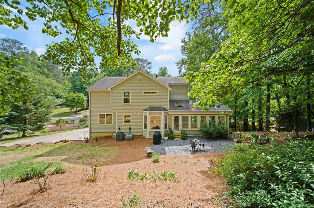 3681 Frederica Road Northwest Berkeley Lake, GA 30096 - Photo 14 of 39