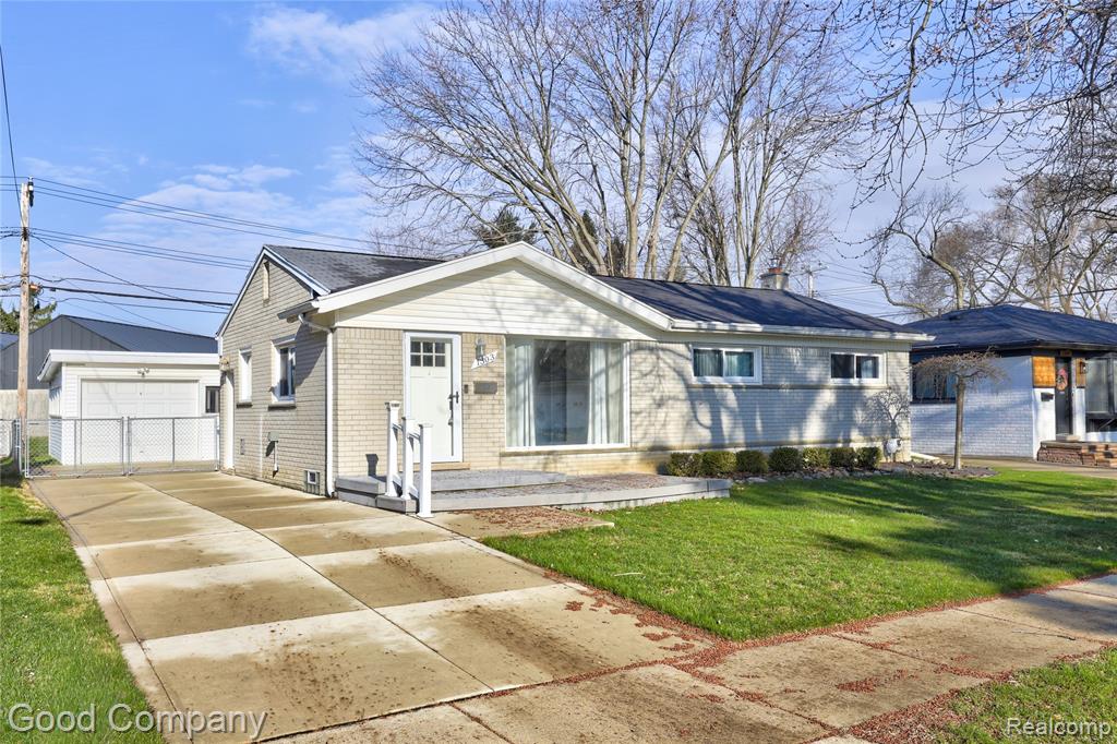 1303 Sycamore Drive Rochester, MI 48307 - Photo 1 of 53