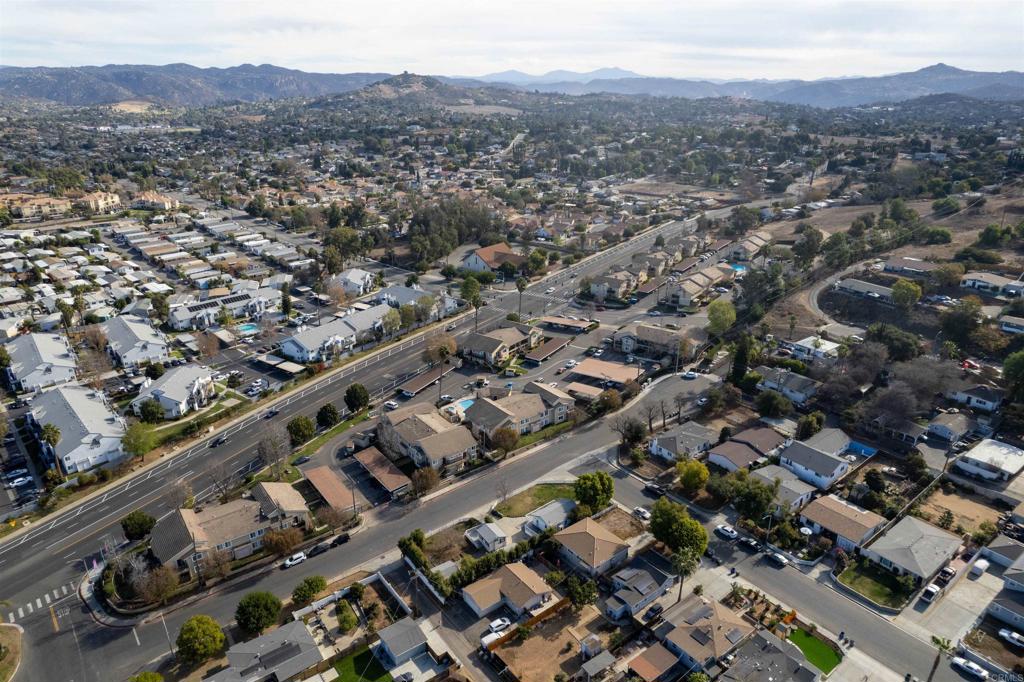 495 San Pasqual Valley Road, Unit 144 Escondido, CA 92025 - Photo 19 of 20 an aerial view of a city