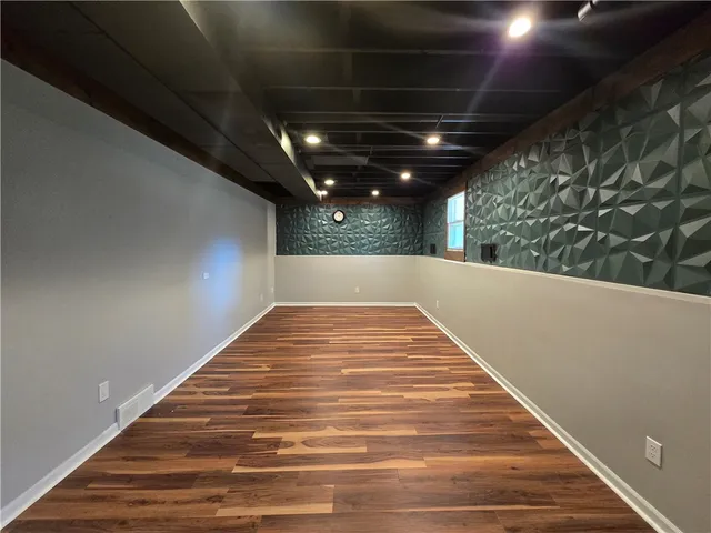 $2,400 | 9 Hepatica Lane, Henrietta, NY 14586