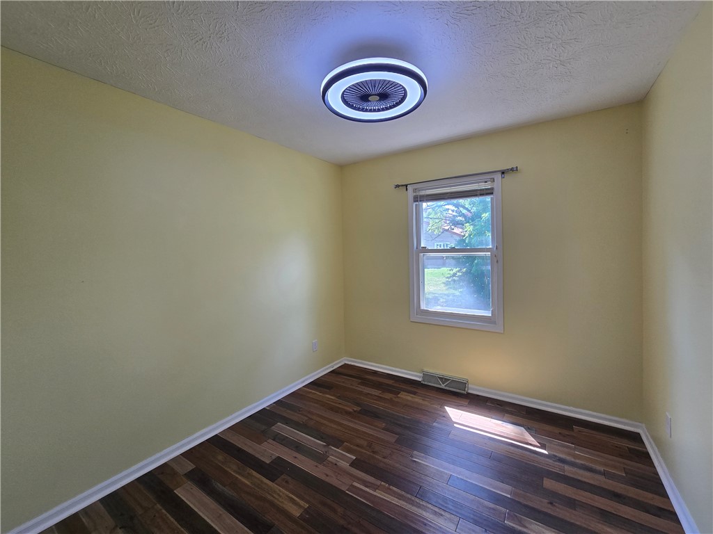 9 Hepatica Lane Henrietta, NY 14586 - Photo 35 of 44