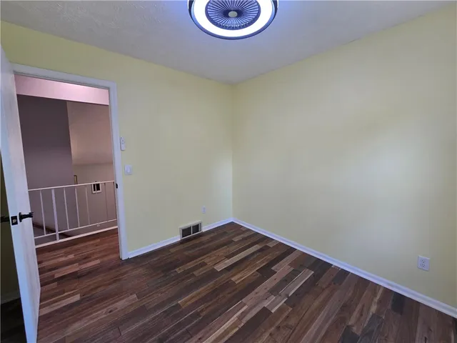 $2,400 | 9 Hepatica Lane, Henrietta, NY 14586