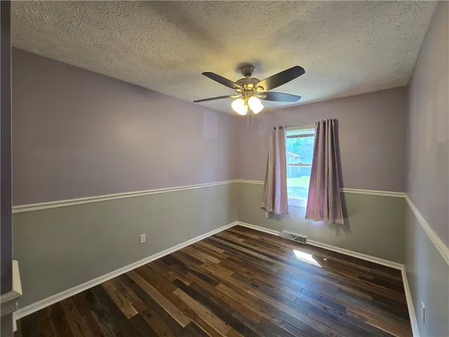 $2,400 | 9 Hepatica Lane, Henrietta, NY 14586