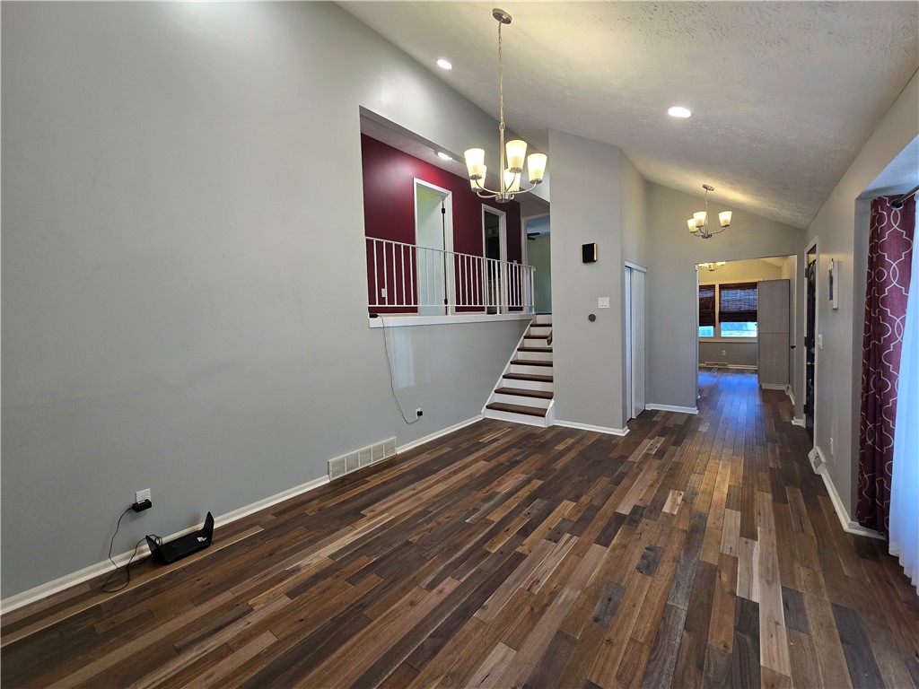 9 Hepatica Lane Henrietta, NY 14586 - Photo 6 of 44